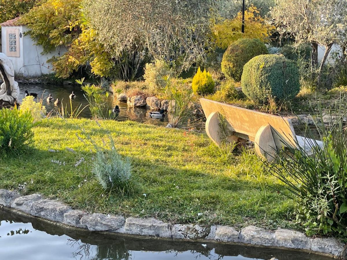 Studio Les Petits Lutins Entraigues-sur-la-Sorgue Εξωτερικό φωτογραφία